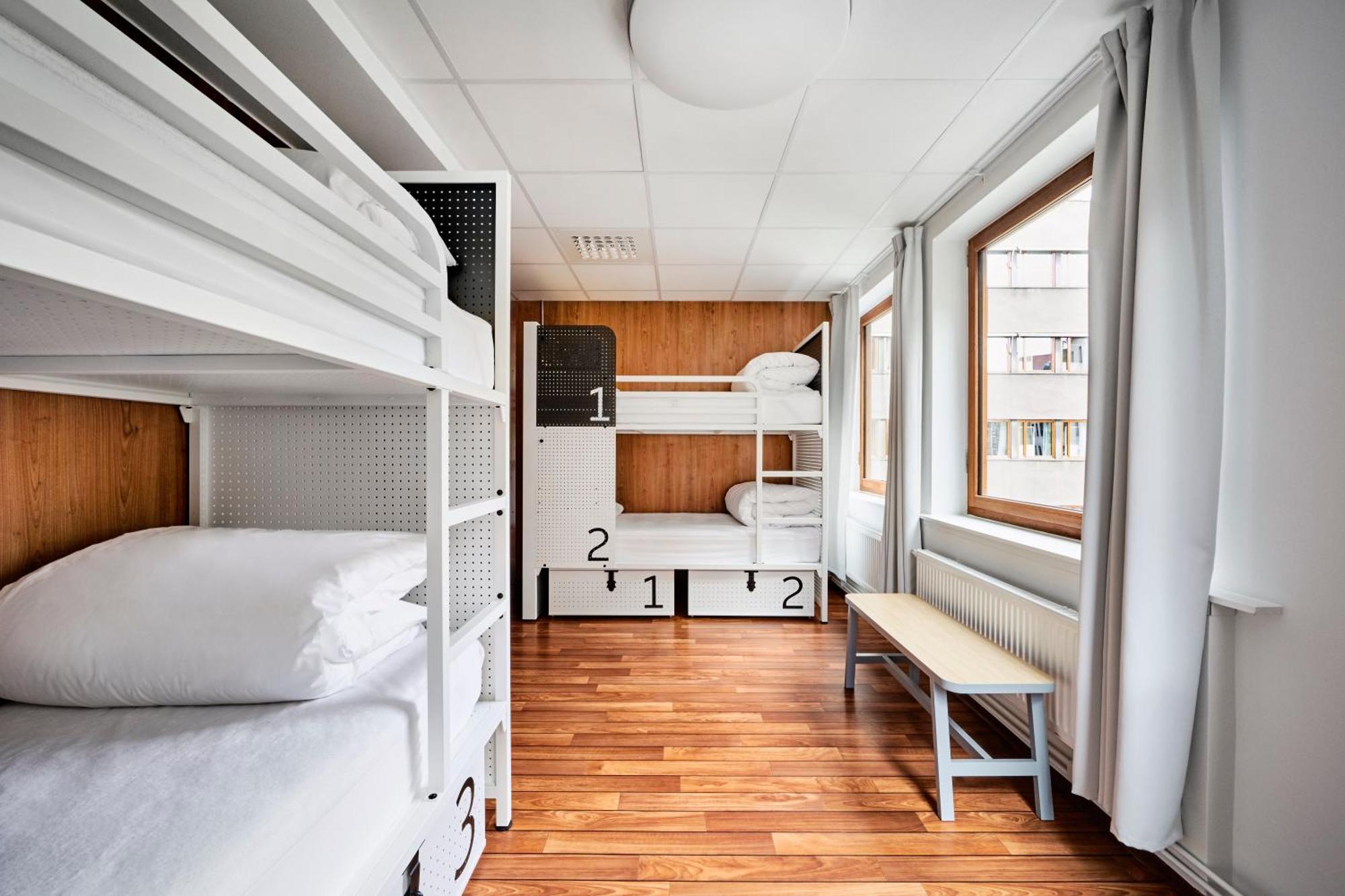 Bed 6-Bed Mixed Dormitory Room,1443301402:JPEG